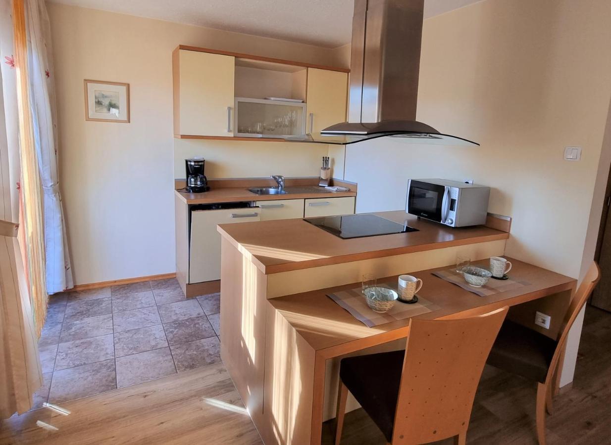 Apartments Ad Radenci Eksteriør billede